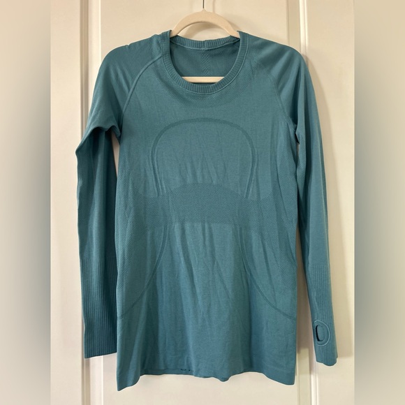 🍋🏃🏼‍♀️🎾 lululemon Swiftly Tech Long Sleeve Athletic Top 🎾🏃🏼‍♀️🍋 - Picture 3 of 9
